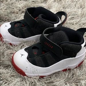 Jordan 6 Rings little Kids basketball shoe used